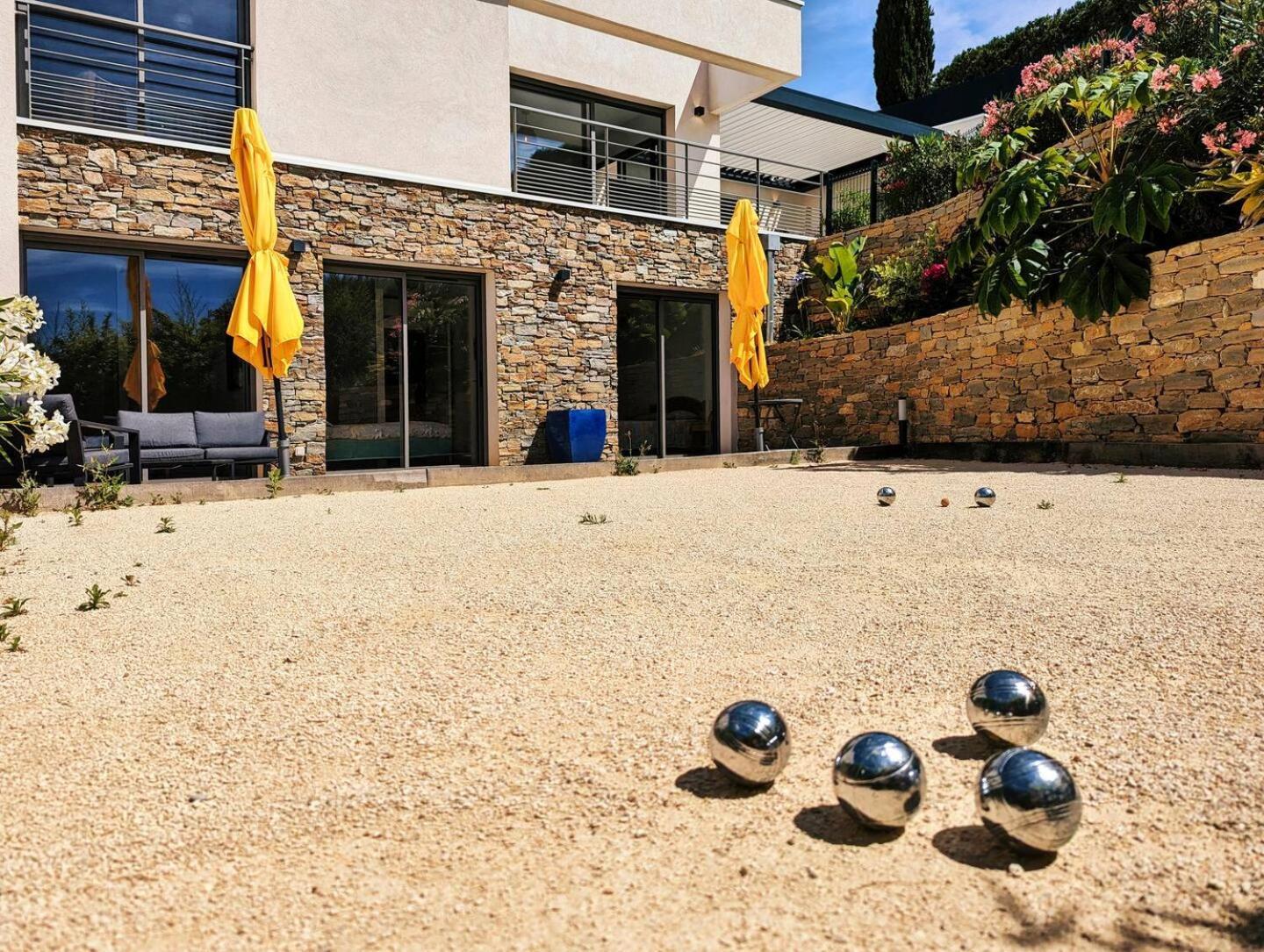 Lone Star Riviera - 5 Minutes Walk To The Beach Carqueiranne Exterior foto