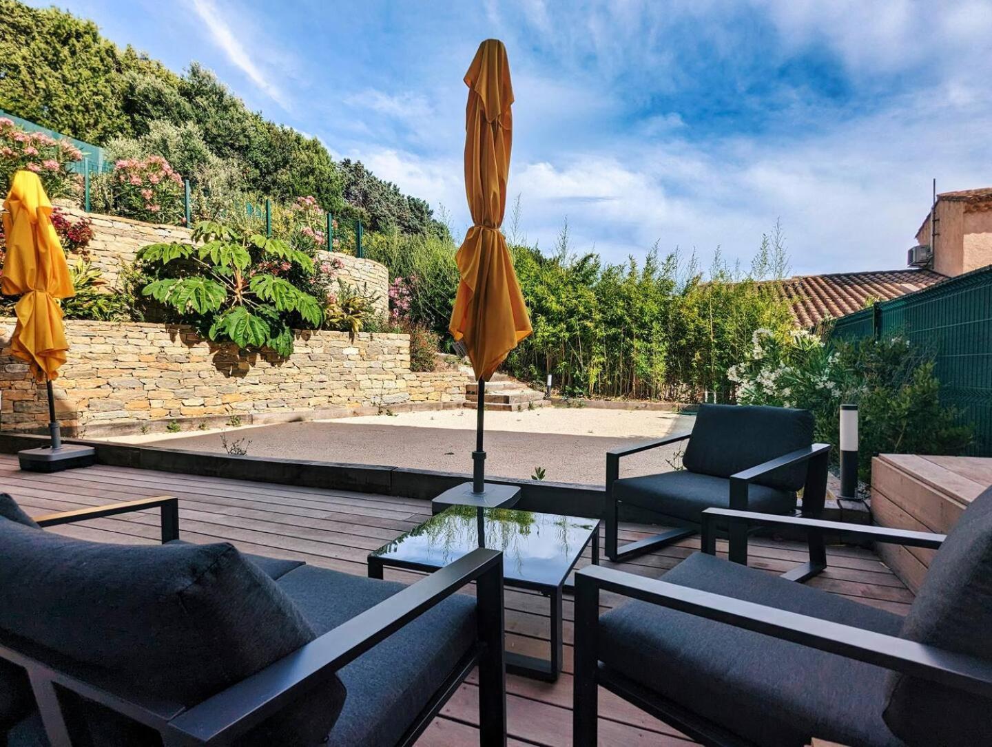 Lone Star Riviera - 5 Minutes Walk To The Beach Carqueiranne Exterior foto